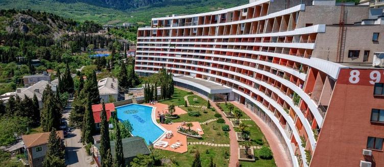 Фото отеля Фамилия ДеЛюкс