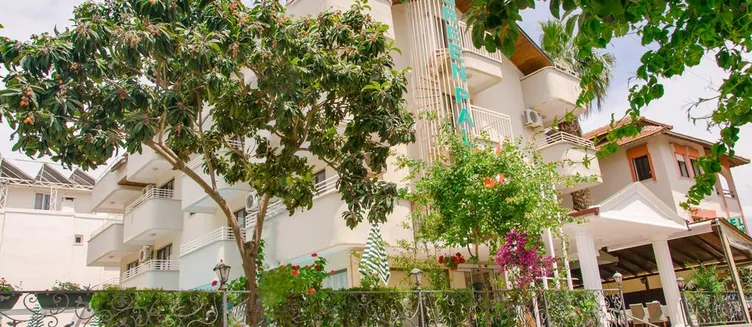 Фото отеля Hotel Green Palm