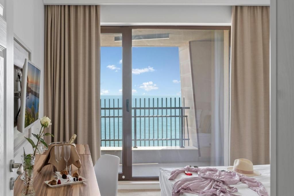 Nympha Hotel, Riviera Holiday Club фото 23