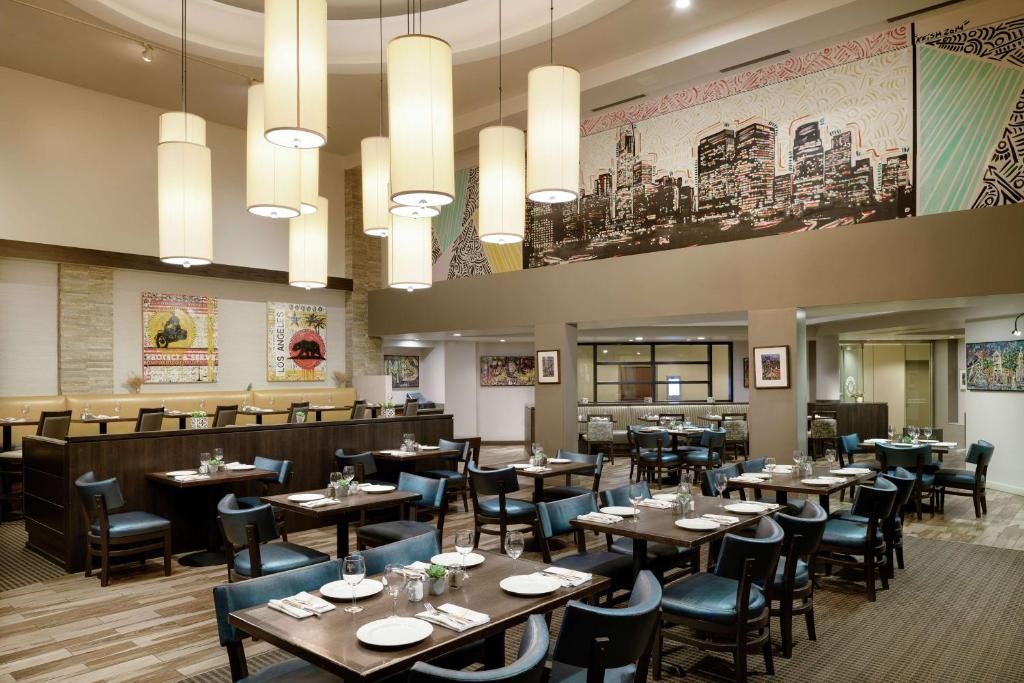 DoubleTree by Hilton Hotel Los Angeles Downtown фото 31