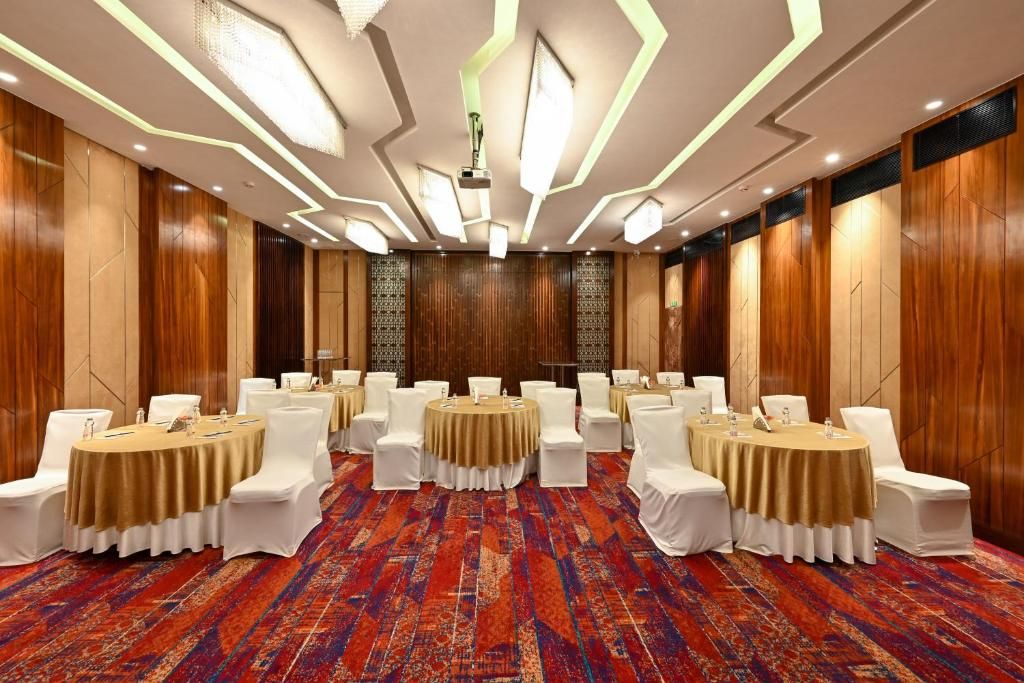 Fariyas Hotel Mumbai фото 37