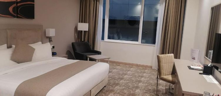 Фото отеля Gloria Hotel & Suites