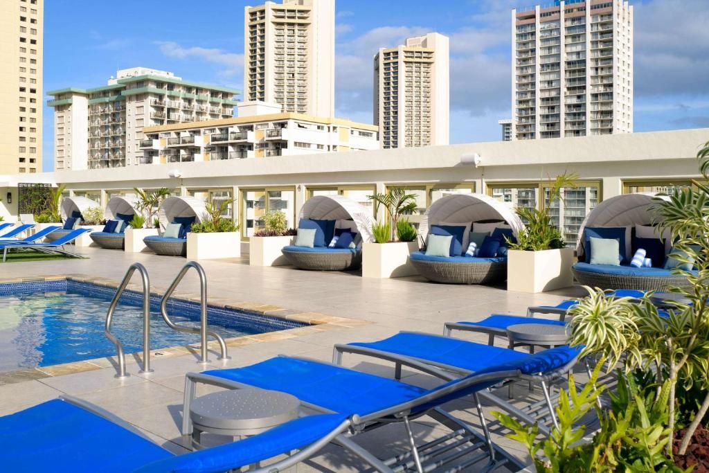 Hilton Waikiki Beach Hotel фото 21
