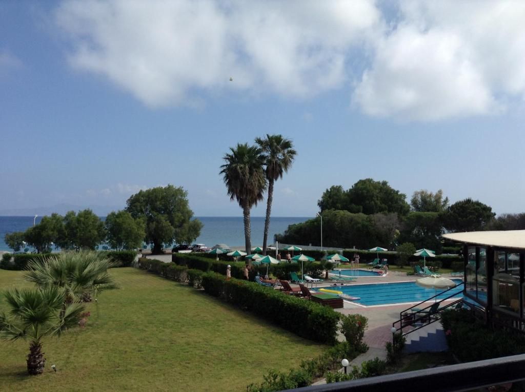 Pylea Beach Hotel фото 11