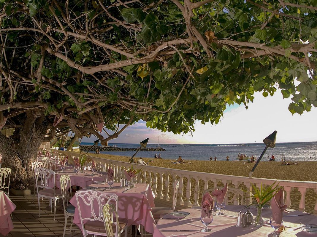 The New Otani Kaimana Beach Hotel фото 7