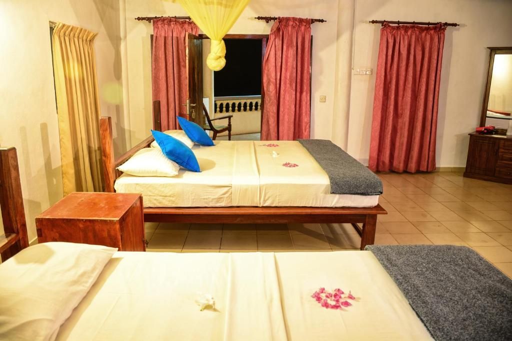 Shanthi Beach Resort фото 27