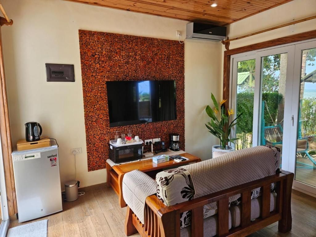 La Digue Luxury Beach Bungalow фото 26