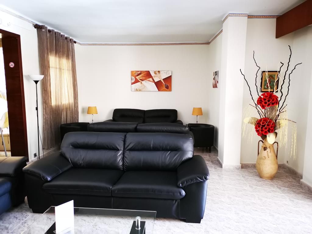 Хостел «Hostal Bonavista» фото 3
