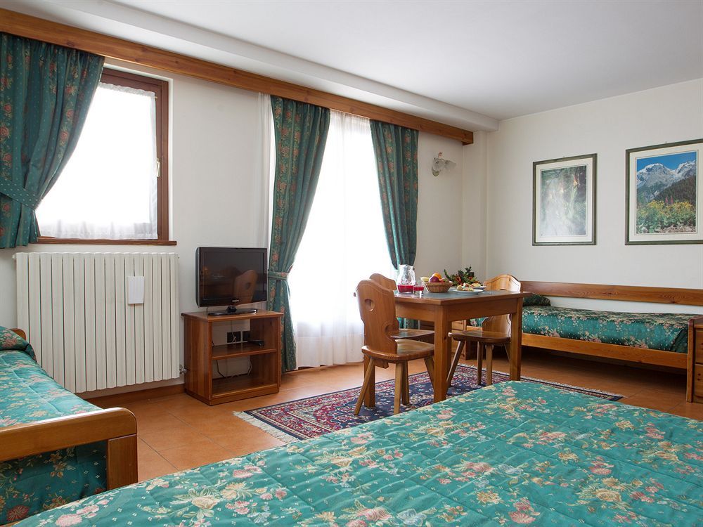 Hotel  Cristallo фото 17