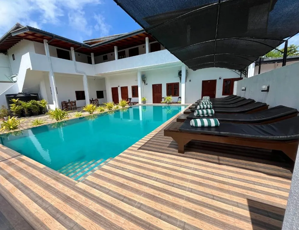 Guest House «Sundowners Guest House» фото 18