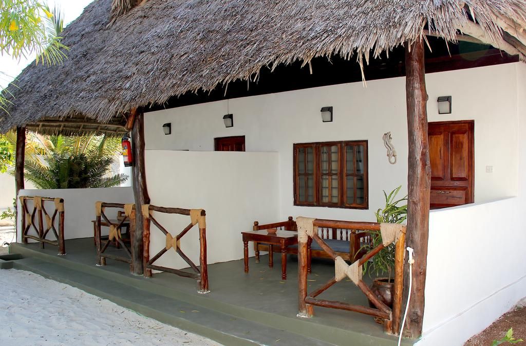 Makuti Beach Bungalows фото 5
