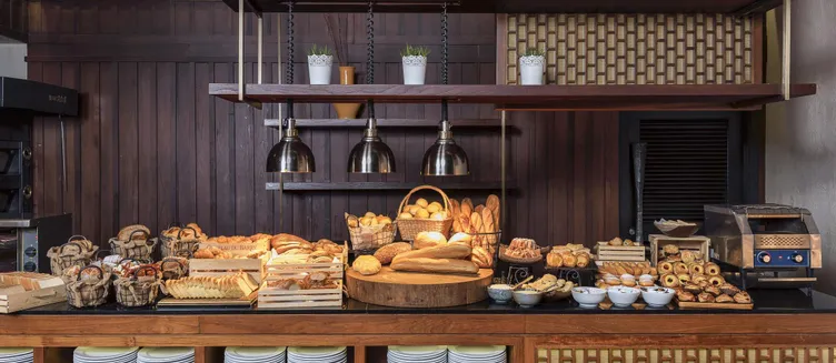 Фото отеля Anantara Riverside Bangkok Resort - SHA Certified