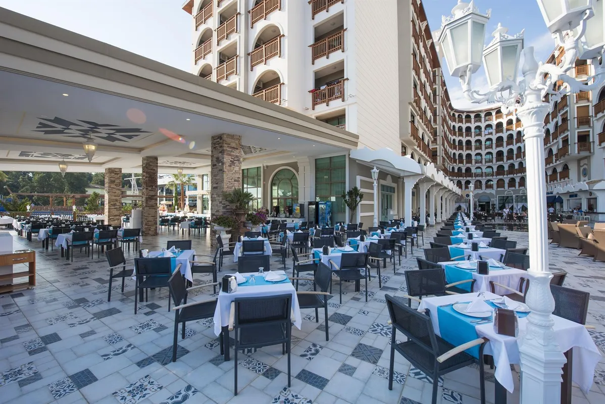 Quattro Beach Spa & Resort фото 46