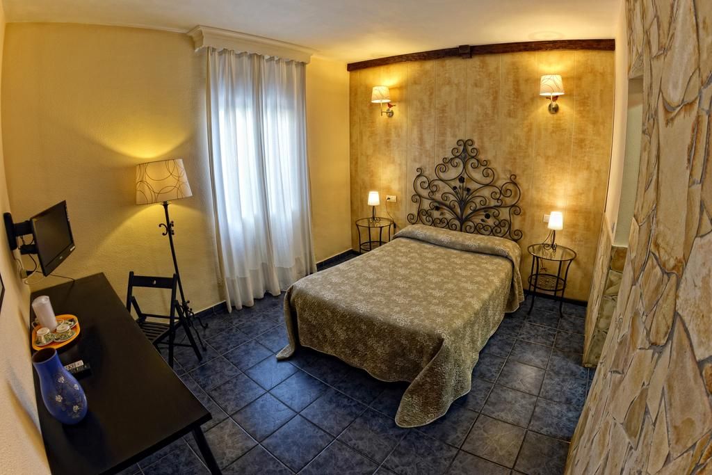 Hotel Elcano фото 0