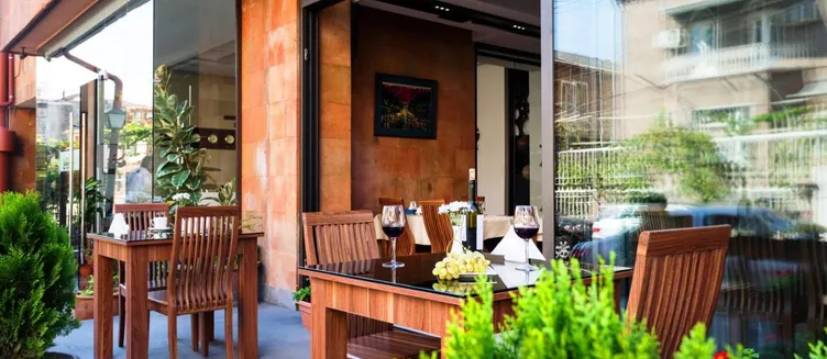 Фото отеля Bass Boutique Hotel