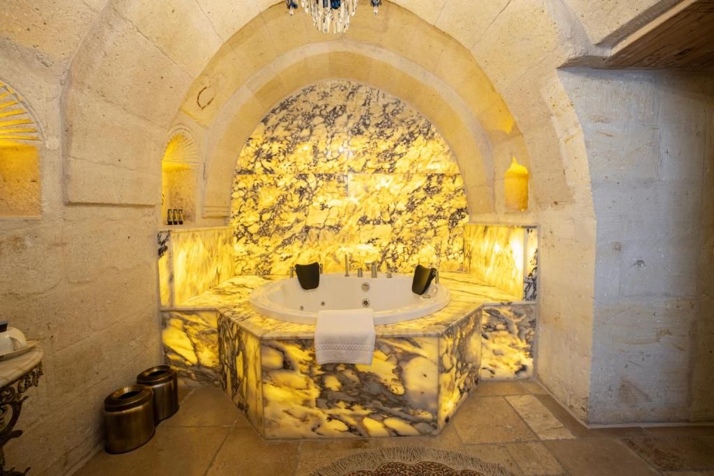 Elika Cave Suites фото 6