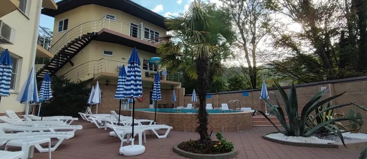 Фото отеля Гостевой дом «Лотос»