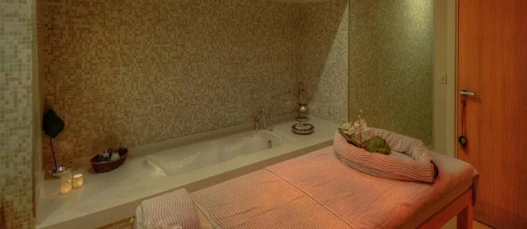 Фото отеля Lvzz Hotel