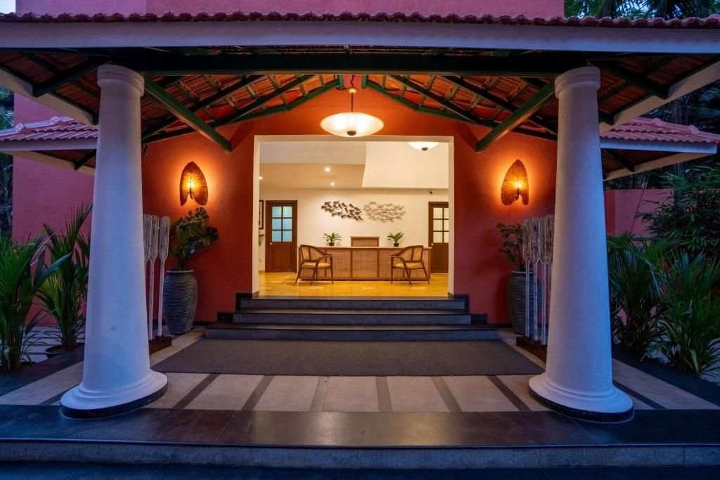 Regenta Place Mandrem Beach Resort фото 7