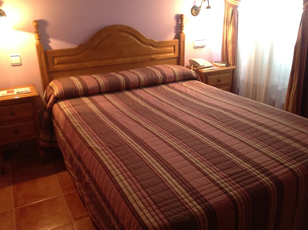 Хостел «Hostal Las Fuentes» фото 12
