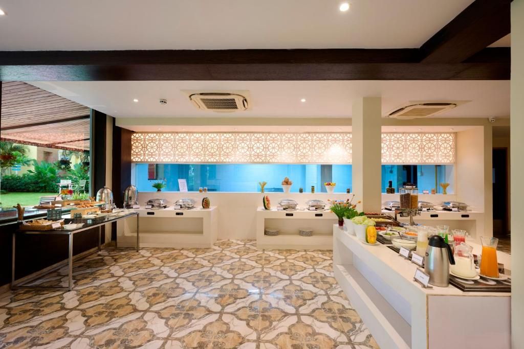 Sea Breeze Sarovar Portico фото 39