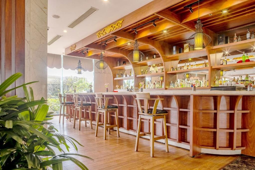 DLG Hotel Danang фото 10