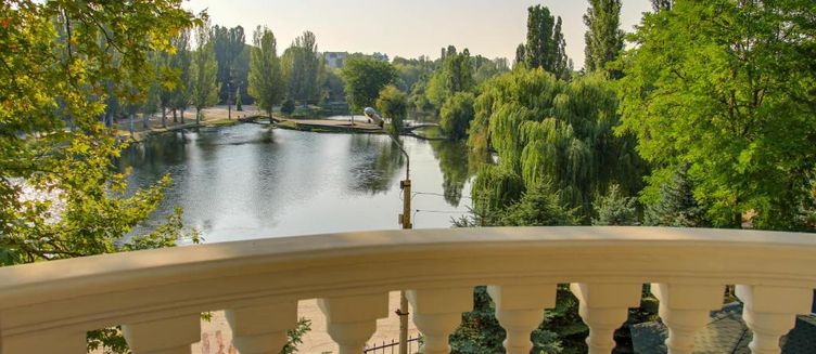 Фото отеля Даяна