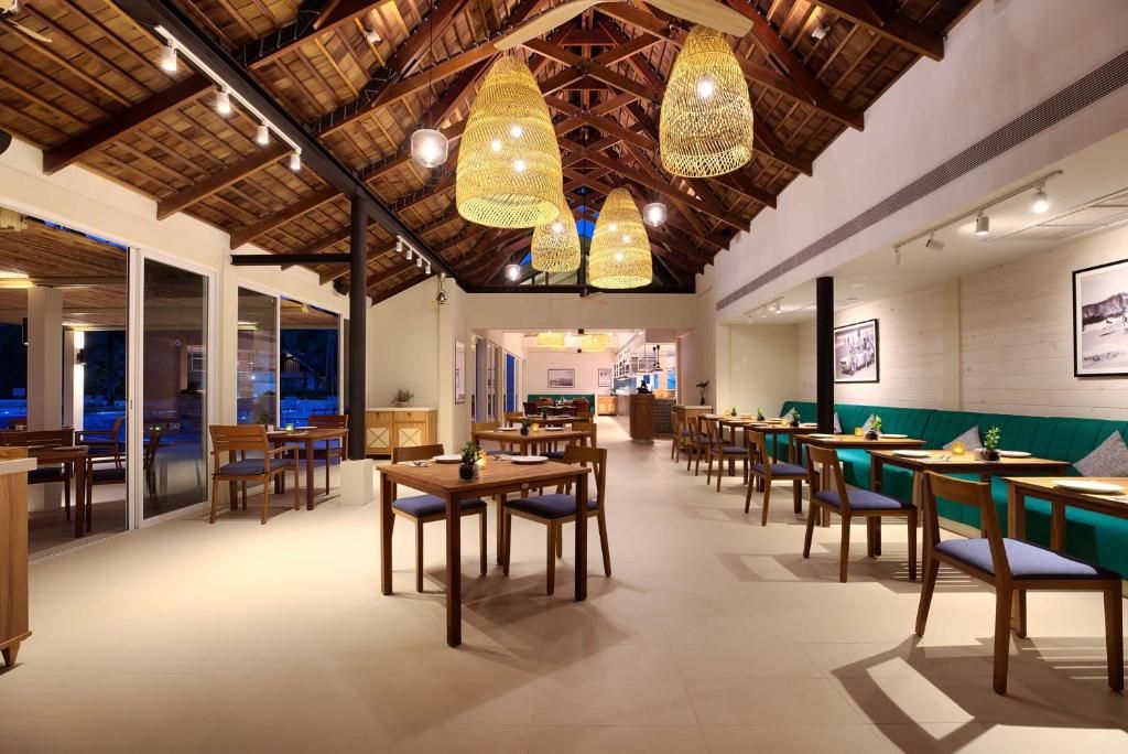 Outrigger Khao Lak Beach Resort фото 150