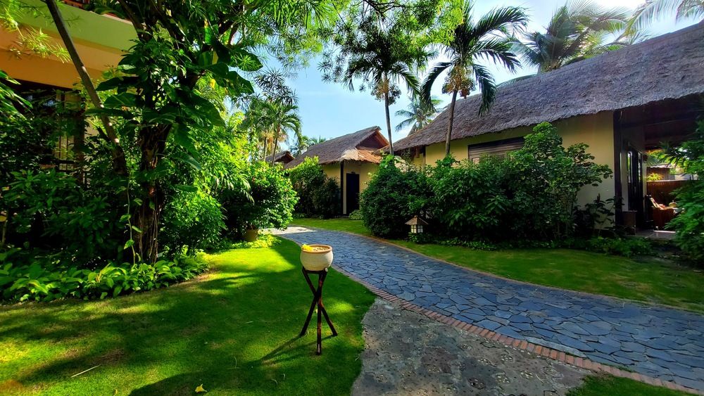 Bamboo Village Beach Resort & Spa фото 118