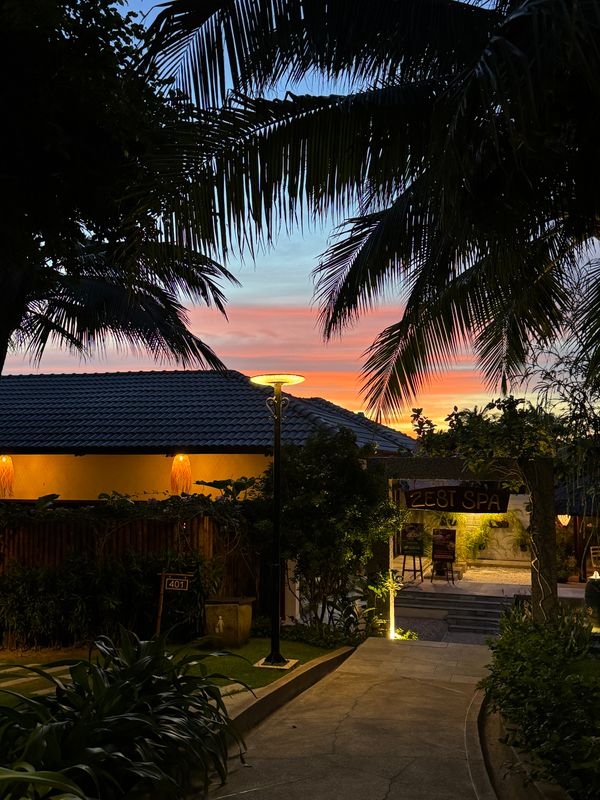 The Cliff Resort and Residence фото 75