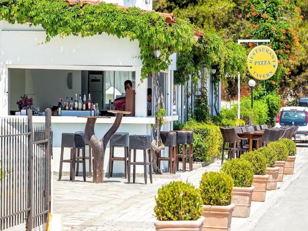 Xenios Dolphin Beach фото 10