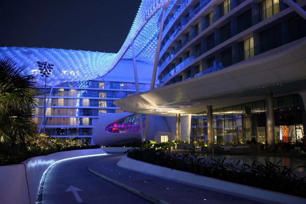 W Abu Dhabi - Yas Island фото 60