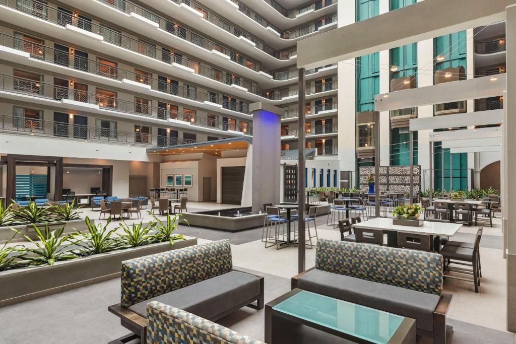 Embassy Suites by Hilton Miami International Airport фото 69