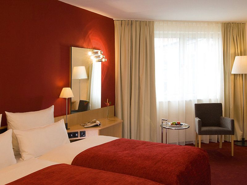 Hotel NH Dresden Neustadt фото 19