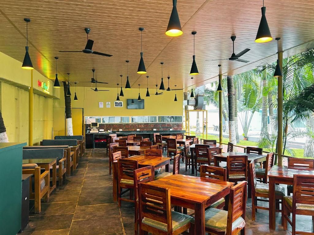 Bay Breeze Hotels & Resorts фото 7