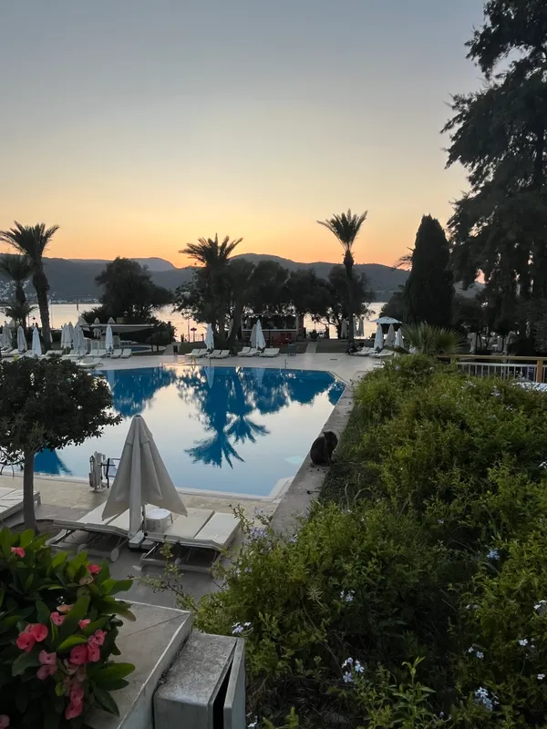 DoubleTree by Hilton Bodrum Isil Club Resort фото 60