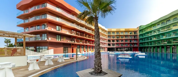 Фото отеля Voco Dubai Monaco Heart of Europe, by IHG Hotel (Adults Only)