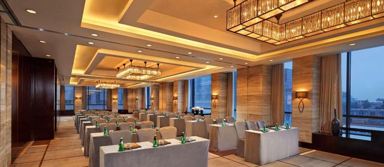 Фото отеля Hilton Beijing Wangfujing