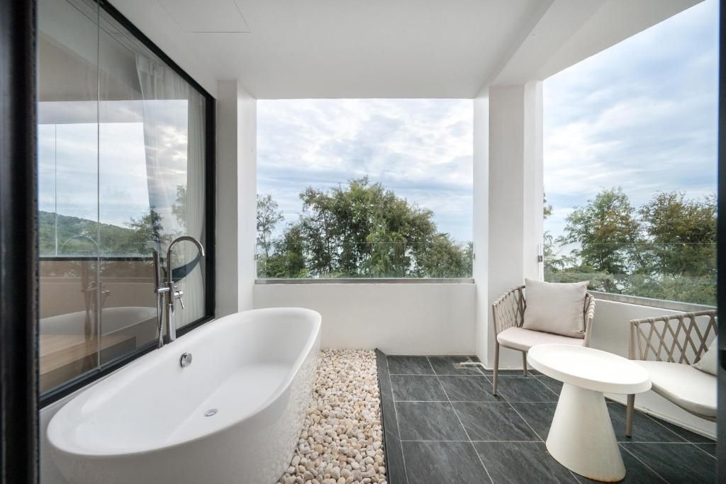 Kokotel Rayong Beachfront фото 31