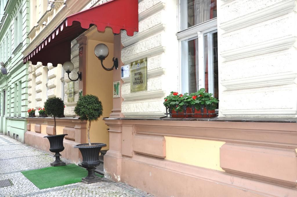 Hotel Mala Strana фото 1