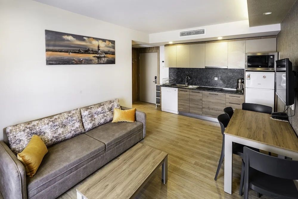 Golden World Suite Hotel фото 18