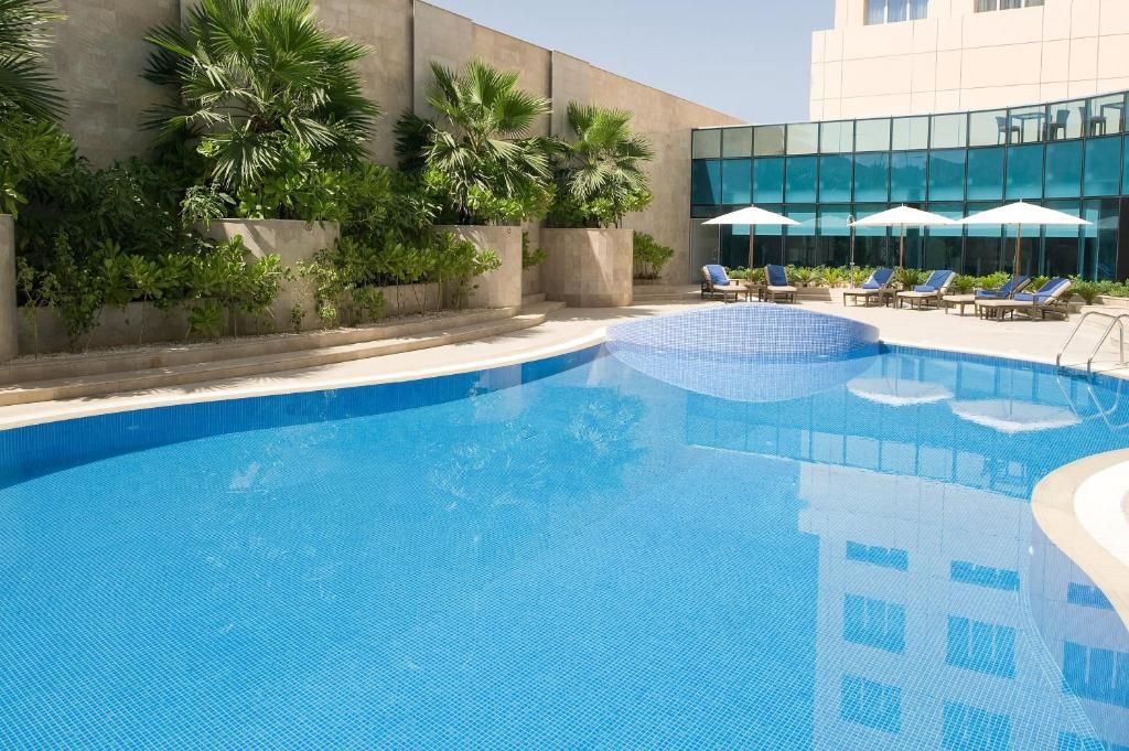 Holiday Inn Muscat Al Seeb фото 4