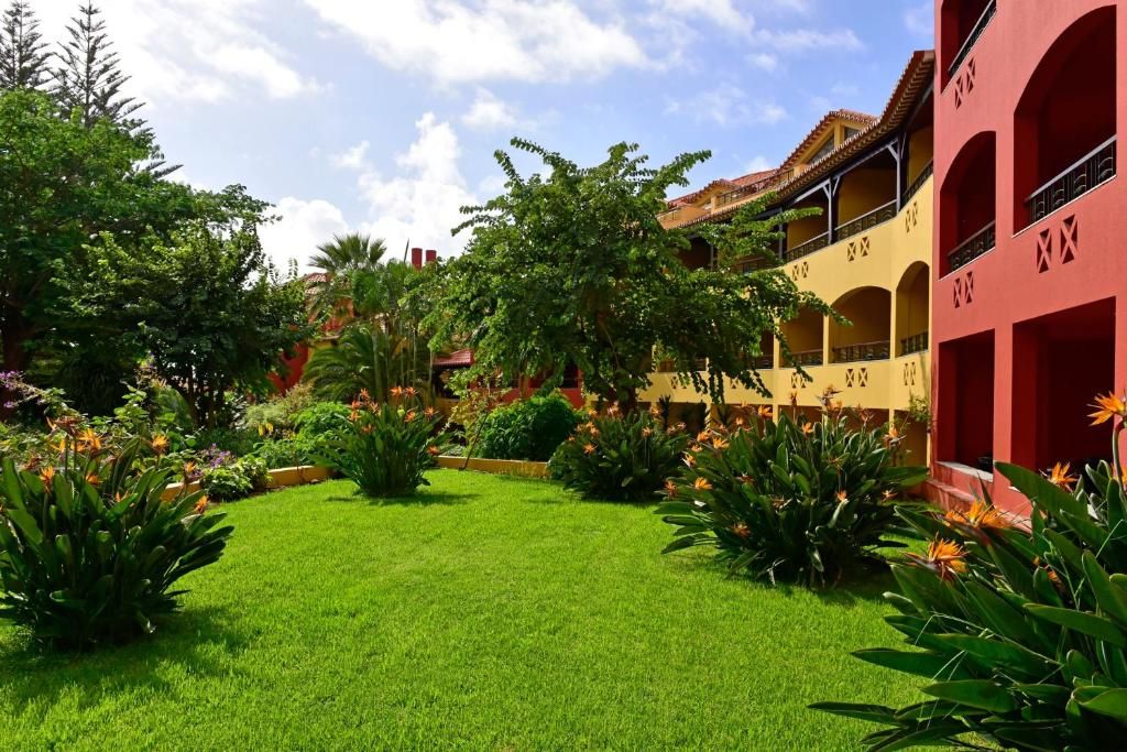 Pestana Village Garden Resort Aparthotel фото 6
