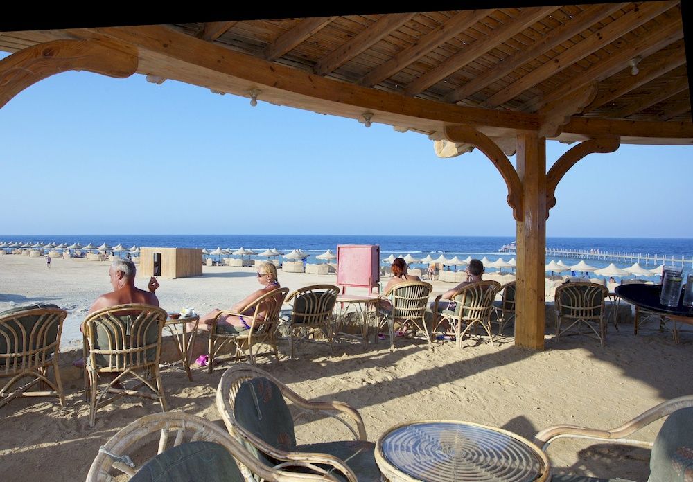 The Three Corners Happy Life Beach Resort фото 63