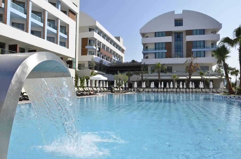 Port Side Resort Hotel фото 3