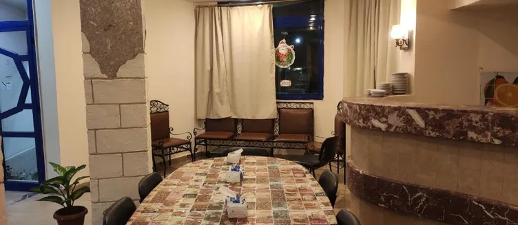 Фото отеля Canary Hotel