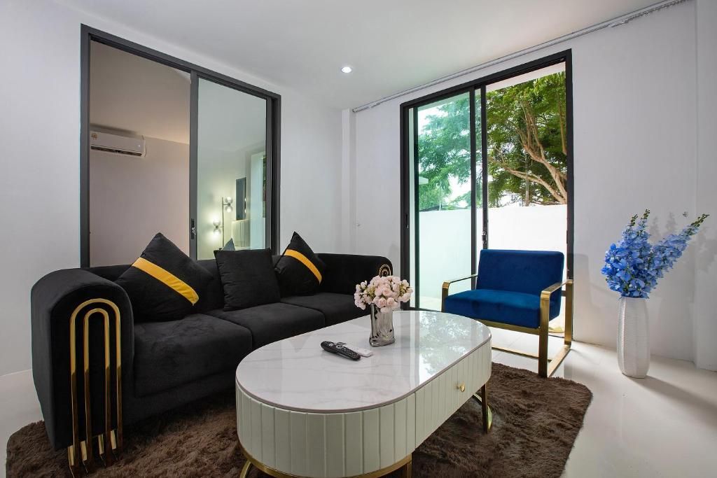 Andaman Seafront Villa Phuket фото 45