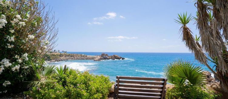 Фото отеля Vrachia Beach Hotel & Suites