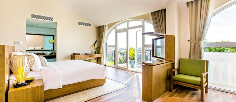 Фото отеля Lasenta Boutique Hotel Hoian