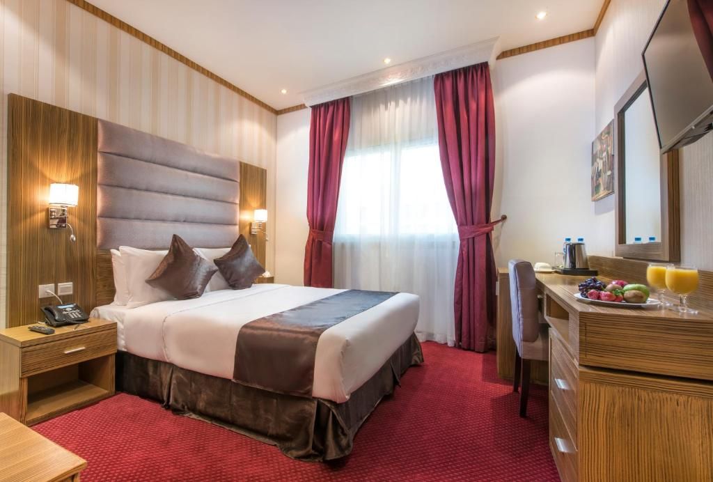 Royal Tulip Hotel фото 13